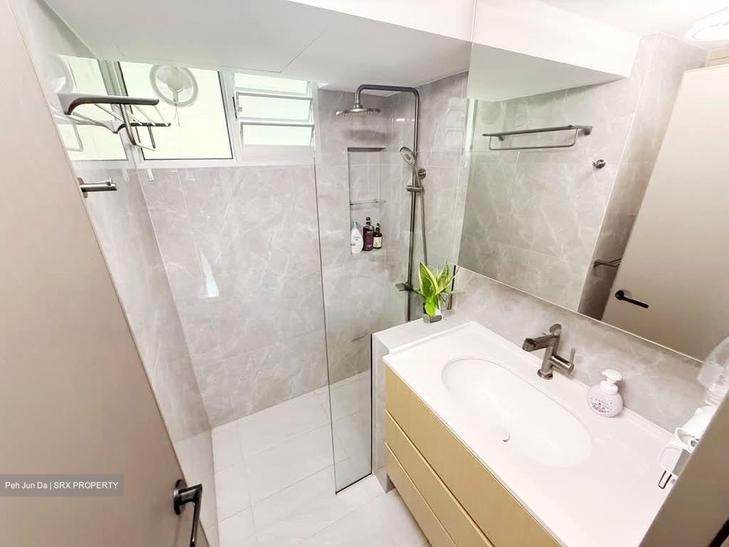 Rio Vista (D19), Condominium #576488031
